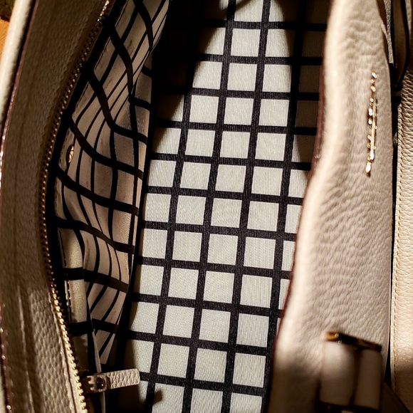 Kate Spade Large White Tote - Picture 3 of 4